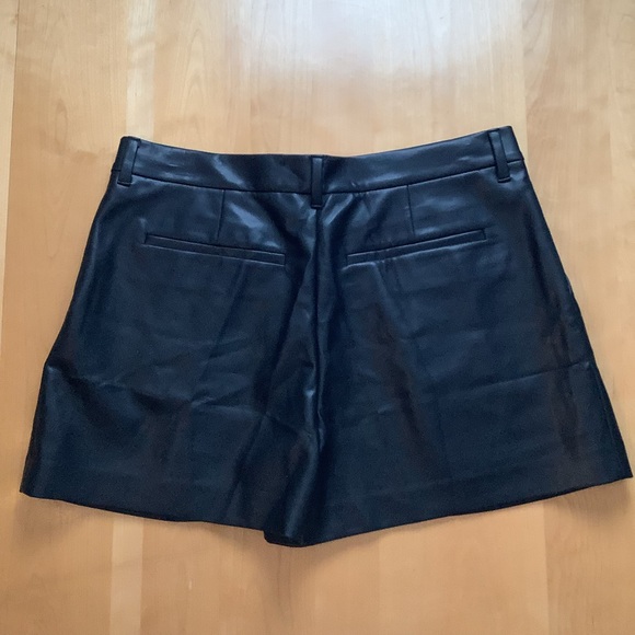 NWT Madewell Easy Pleated Trouser Shorts Faux Leather 31 Black - Picture 5 of 10
